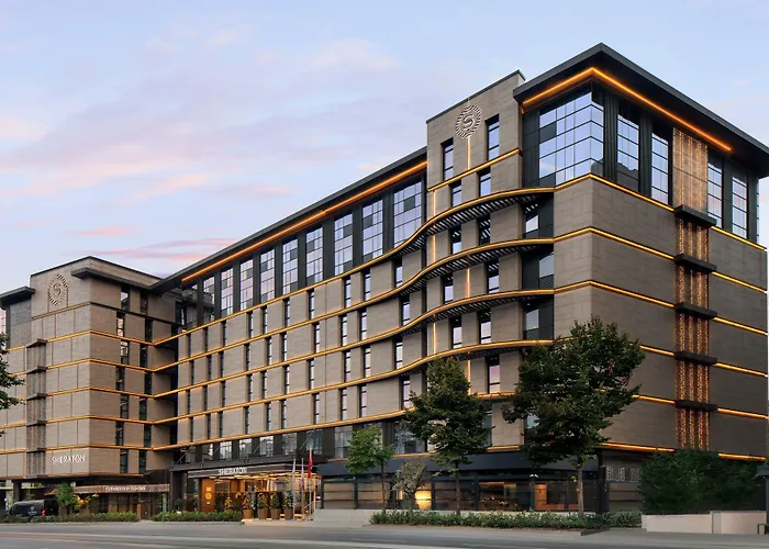 Hotel with Tennis: Sheraton Istanbul City Center