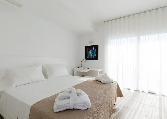 B&B: Scissure Sea Suite