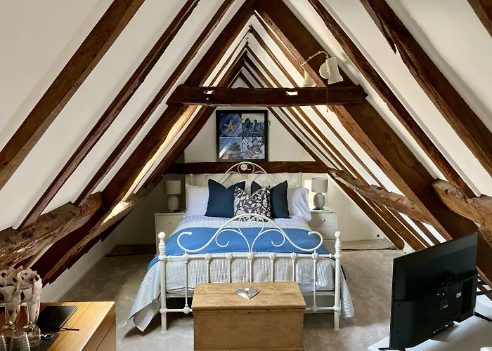 Chestnut Tree Cottage, 7 High Street