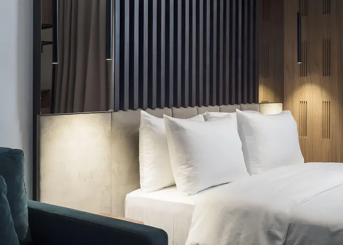 Jacuzzi hotel: The Location Hotel