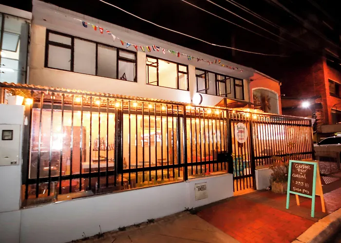 Urbana Hostel