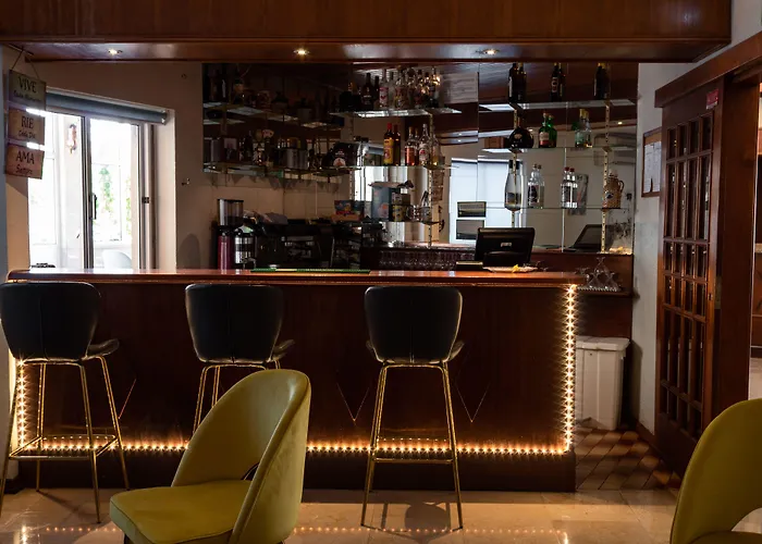 Hotel barato: Hotel Santa Cecília