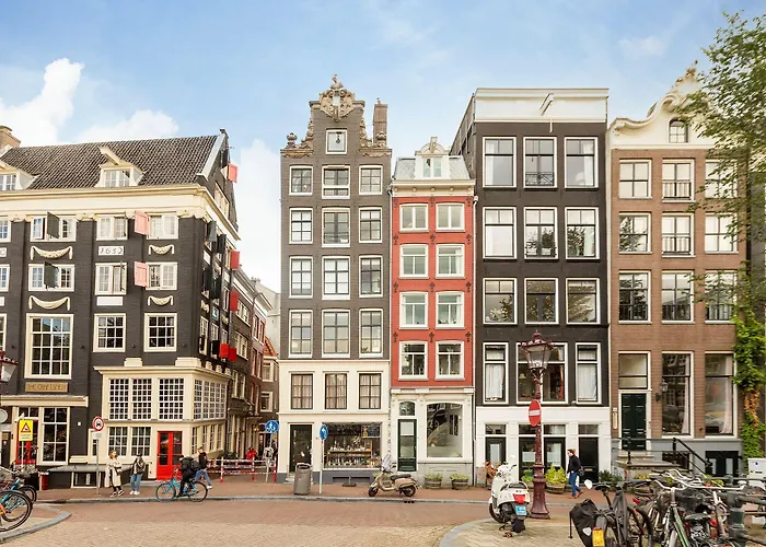 The Red Ox - Super Central Canal View Rooms