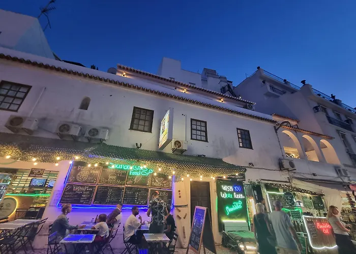 Wonder Charm Guesthouse