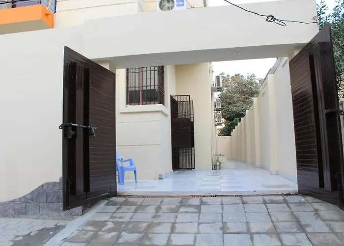 Patel Residency Guest House
