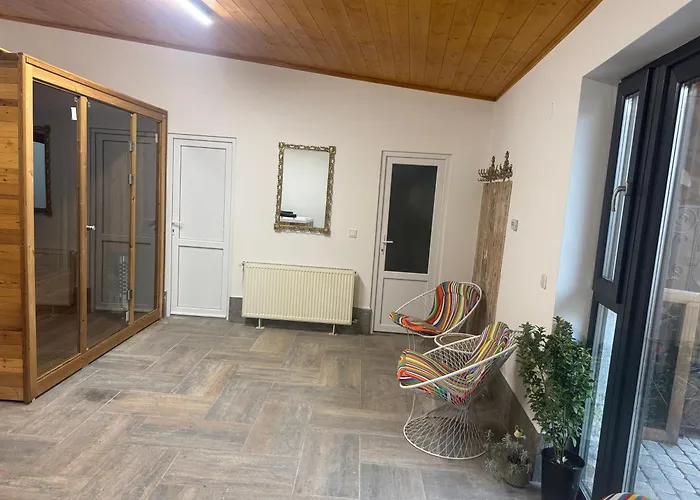 Antique Charm Home Spa&Fun