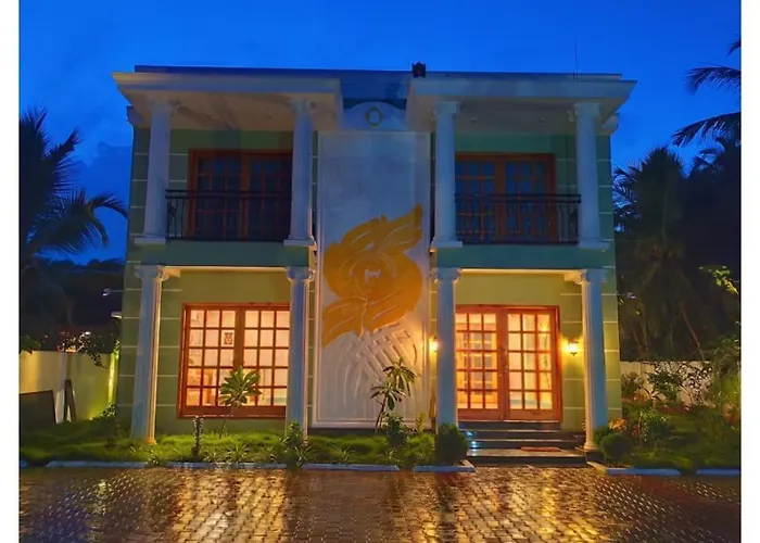 Hotels With Four Stars Le French Nest