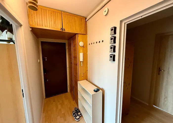 Asti Self Check-In Free Parking