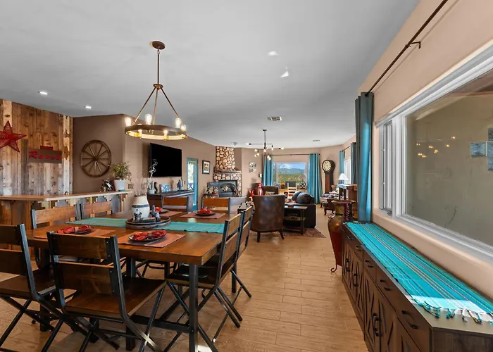 Star Ranch Lodging