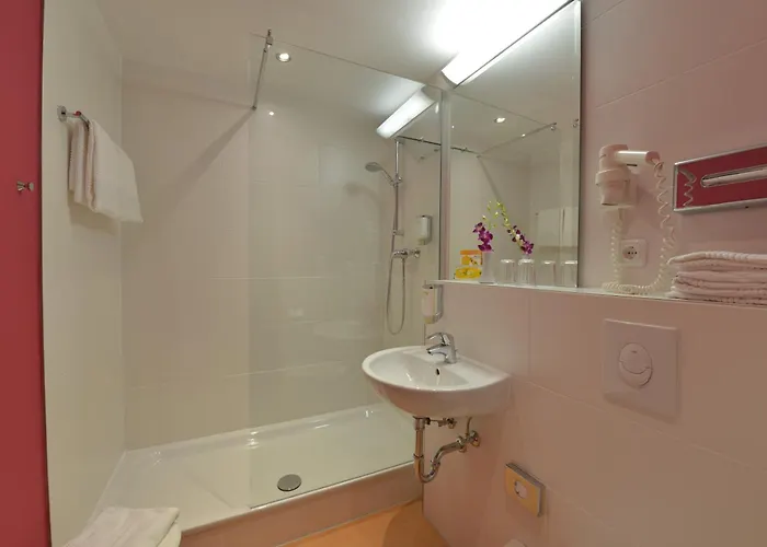 Romantisch hotel: Hotel Berlin Lichtenberg