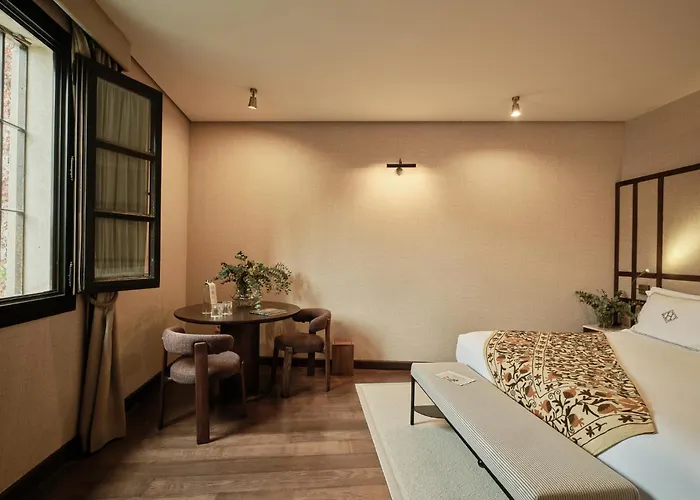 Jacuzzi hotel: Hospes Palacio Del Bailio, A Member Of Design Hotels