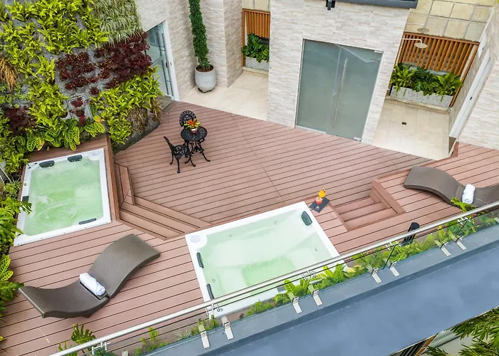 Hotels With Four Stars Ghl Porton Medellin