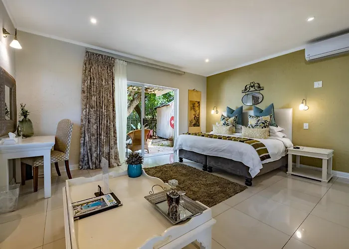 5 star hotel: Loerie'S Call Guesthouse