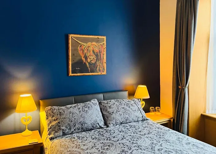 Lakeview Guest House