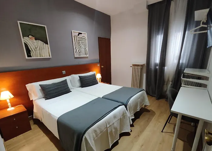 Hostal Cervantes