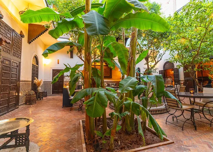 Kid friendly hotel Ilayka