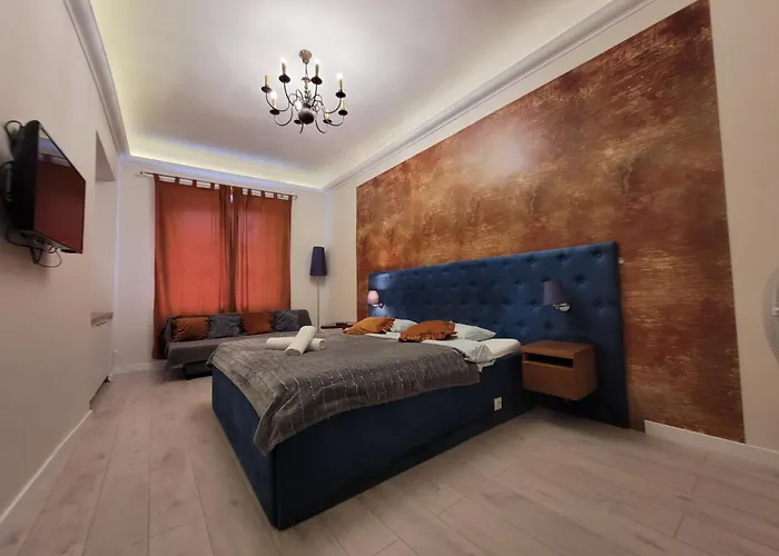 Chmielna 5 Rooms&Apartments