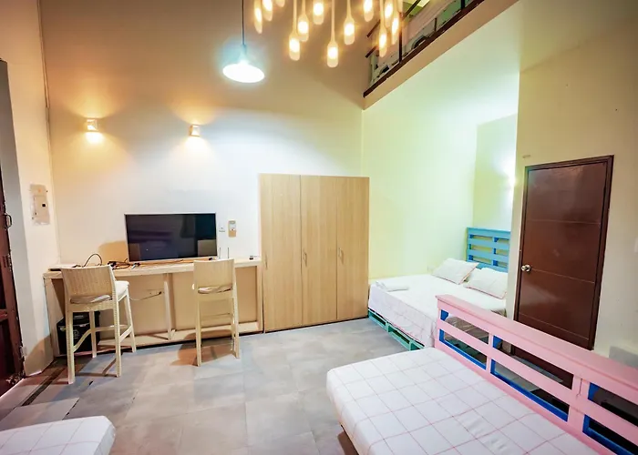 Hotel cerca del colegio: Villana'S Hostal Santa Marta