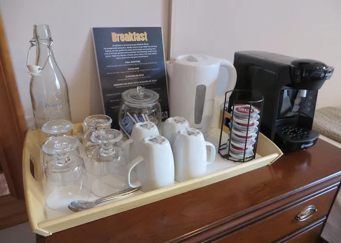 Eriskay Guest House And Aviemore Glamping