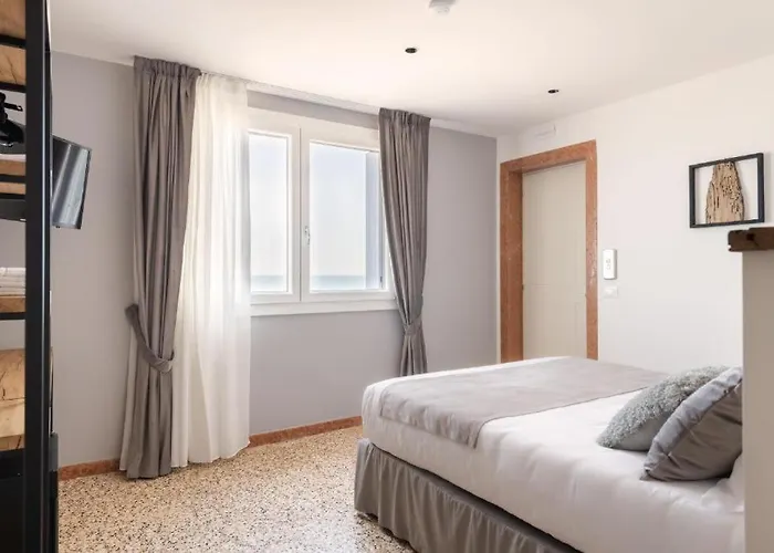 Sea Tower Torre Telemetrica Lido di Venezia