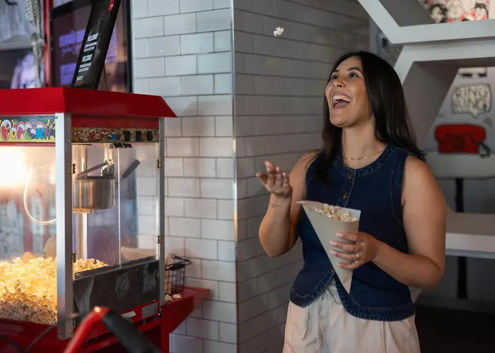 Pet Friendly hotel: Radisson Red Dubai Silicon Oasis