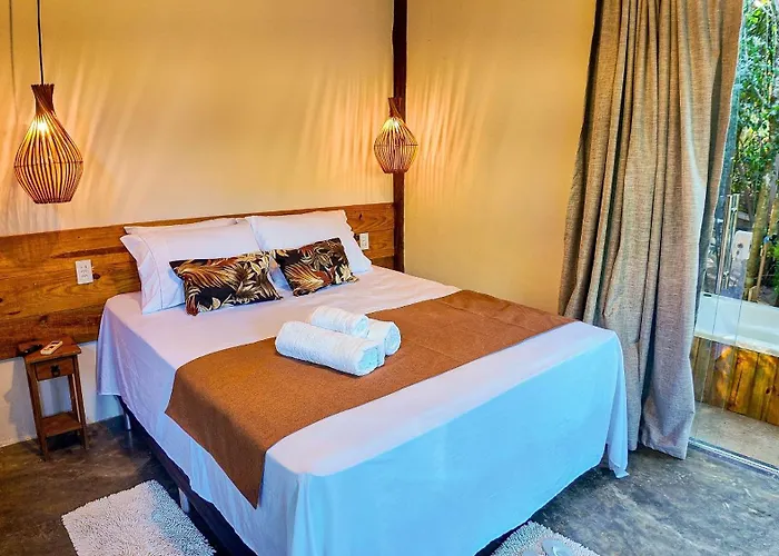 Aruana Suites com Cafe da manha,Piscina, Reserva Natural da Sapiranga 5km da Vila de Praia do Forte