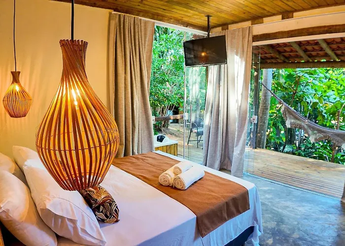Aruana Suites com Cafe da manha,Piscina, Reserva Natural da Sapiranga 5km da Vila de Praia do Forte
