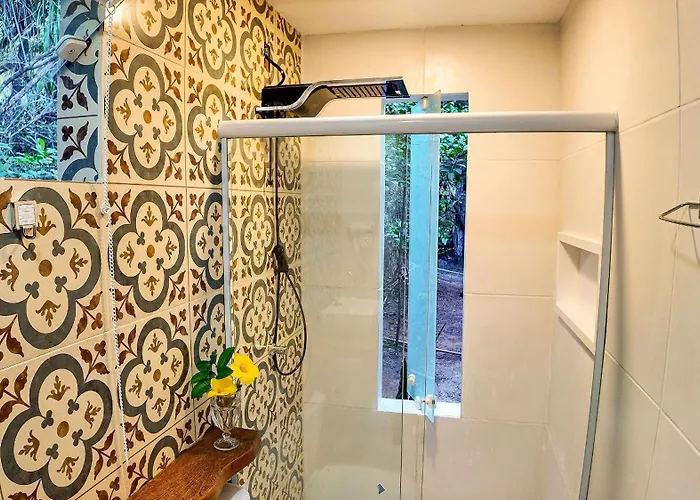 Aruana Suites com Cafe da manha,Piscina, Reserva Natural da Sapiranga 5km da Vila de Praia do Forte