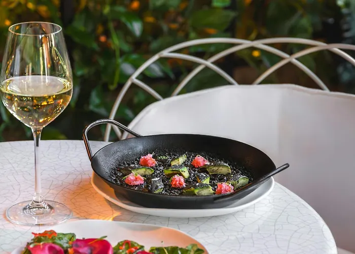 Jacuzzi hotel: The Madrid Edition