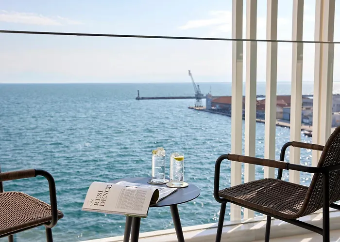 Luxury hotel only: On Residence - Small Luxury Hotels Of The World