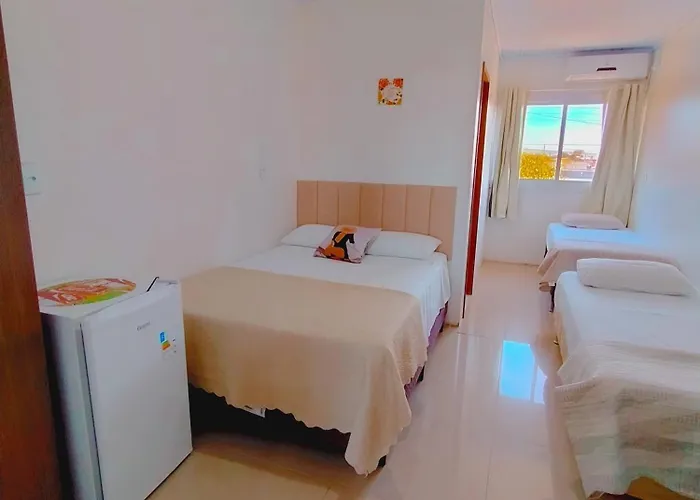 Camelo locação de Suítes Individuais Pousada com Cozinha e Sala Compartilhada