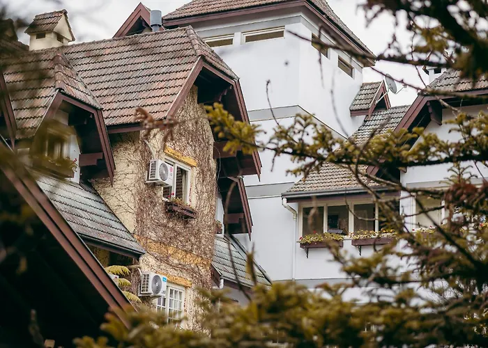  Lê Château de Gramado, seu refúgio no centro da cidade