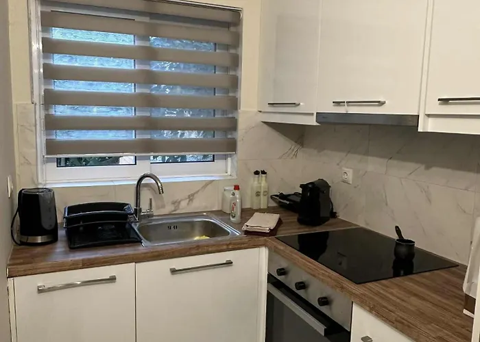Johnmar Apartment