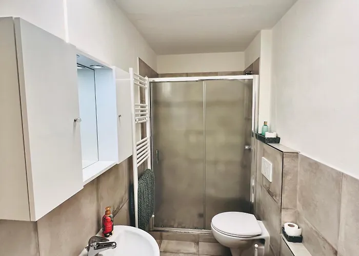 LA CASA DI GIADA - uscita autostrada di Imola - self check in - parcheggio privato