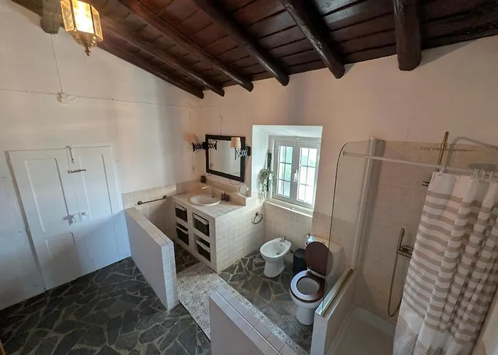 Casa Da Ponte Quiet Bed And Breakfast In Alentejo Wine Region