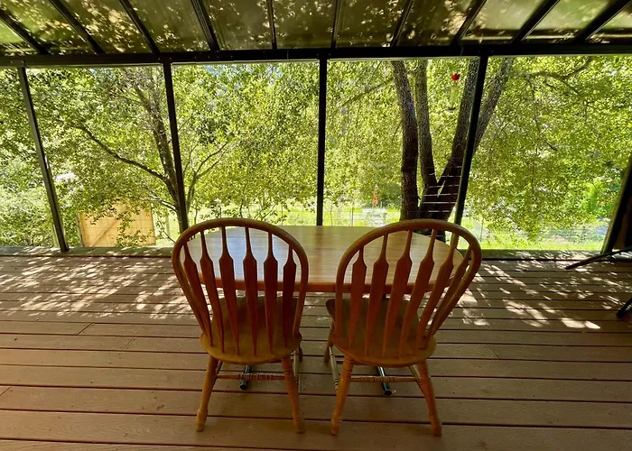 Comfy Studio Near Trails & Beaches