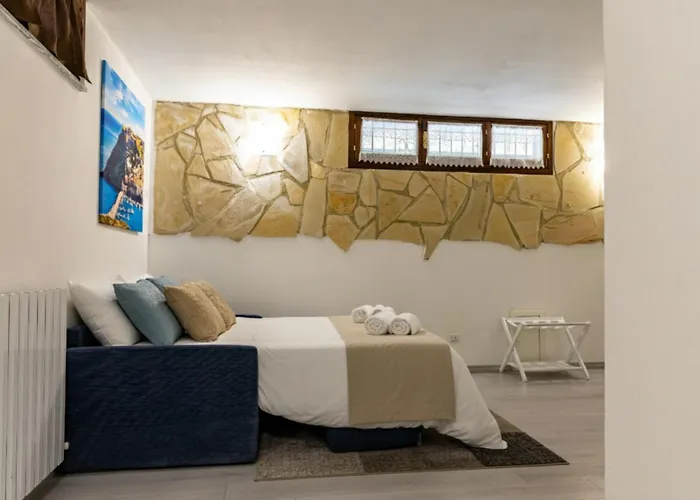Residence Il Boschetto - Villa Con Piscina