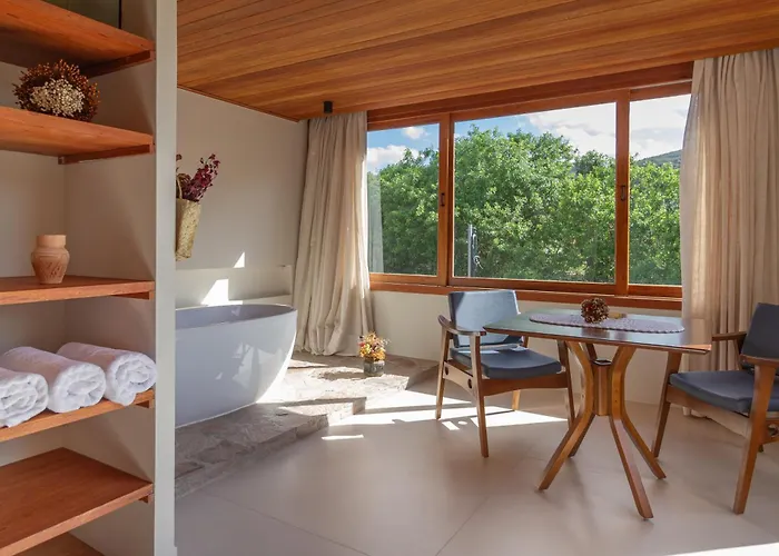 Moa Charme Hotel - Mucuge