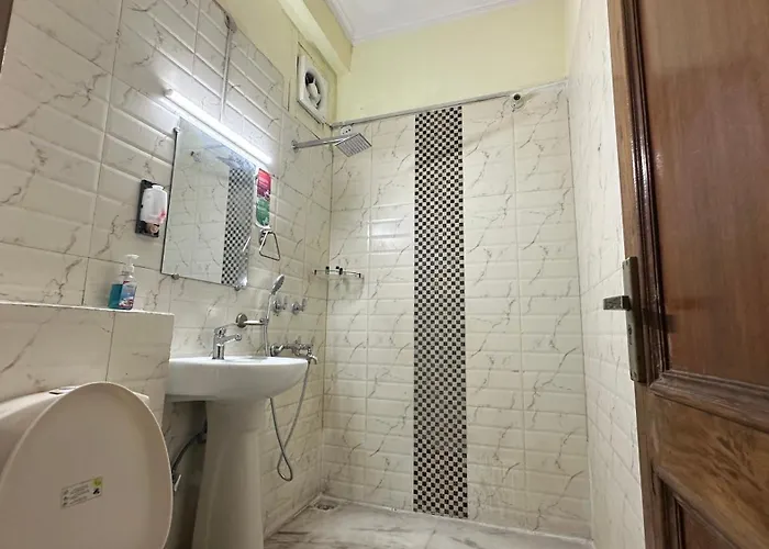 Hotel Ashray Noida