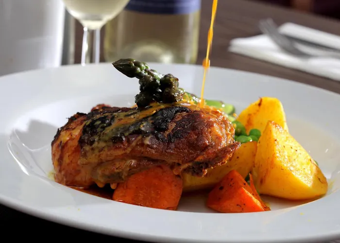 Cheap hotel: Best Western White House Hotel