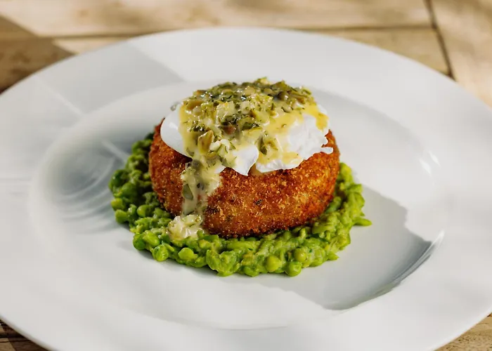 Romantic hotel: The Rose And Crown