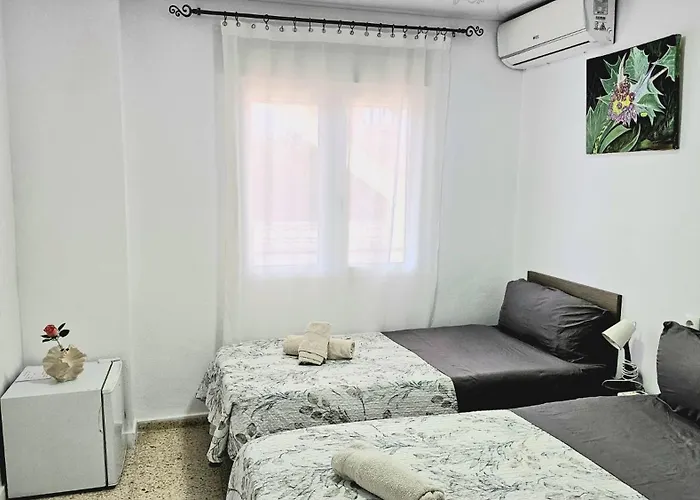 GOLDEN TOWER pensión Auto Check-in