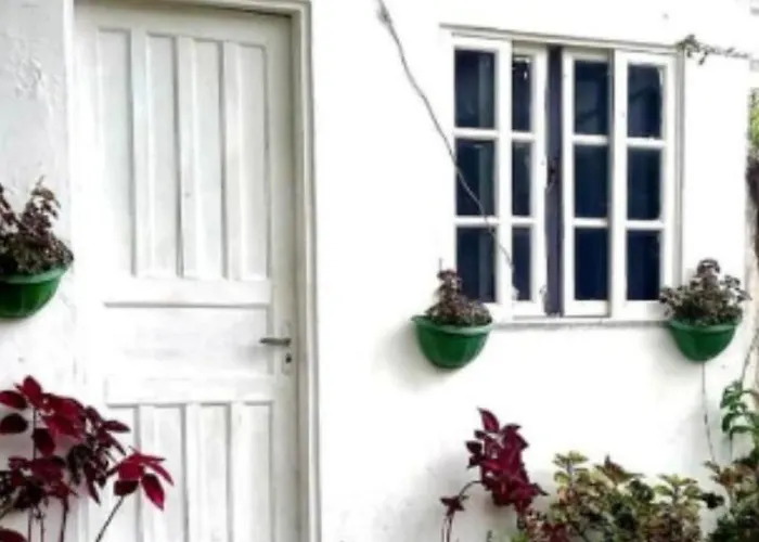 Suite Simples Com Entrada Independente Na Regiao Central De Paraty