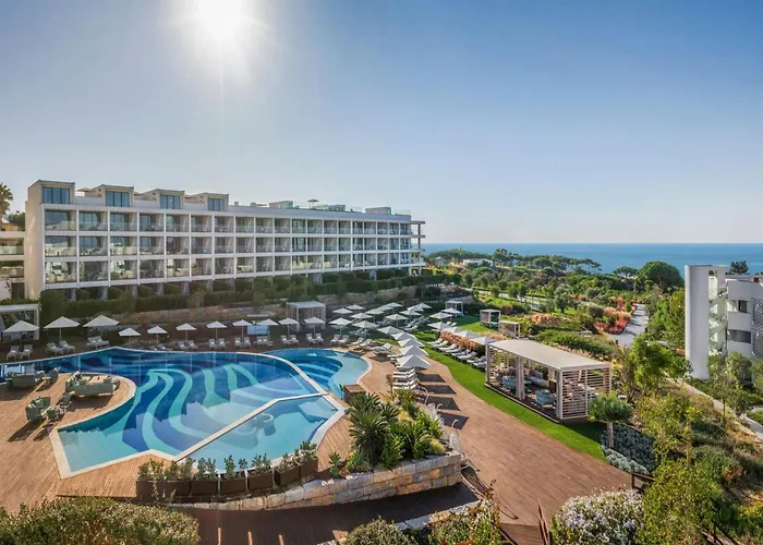 In Luxury hotels W Algarve
