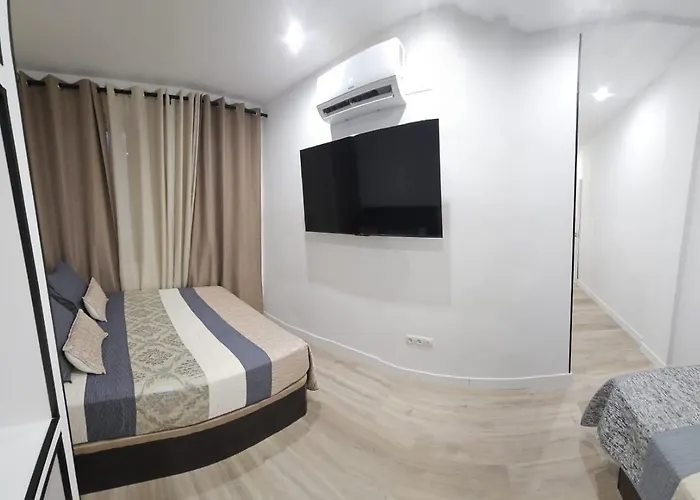 Hotel con vistas: Hostal Andrea Granvia