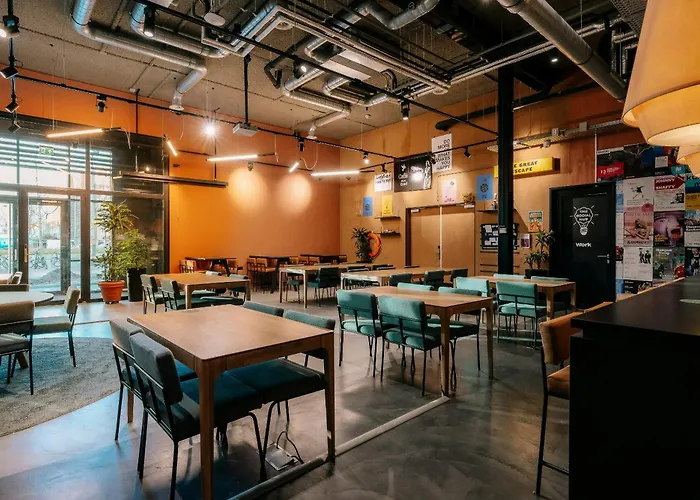 Ping Pong hotel: The Social Hub Amsterdam City Extended Stay