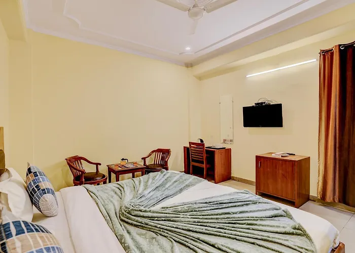 Pantao Stays - Noida