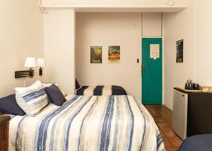 Trade Winds Restaurant & Guest House