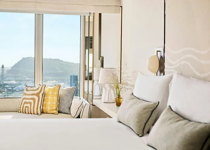 Hotel sulla spiaggia: Hotel Arts Barcelona