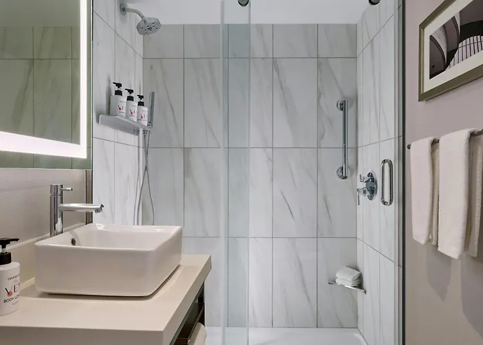 Romantic hotel: The Ven At Embassy Row, Washington, D.C., A Tribute Portfolio Hotel